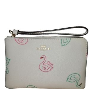 COACH  Women's Corner Zip Wristlet with Swan Print